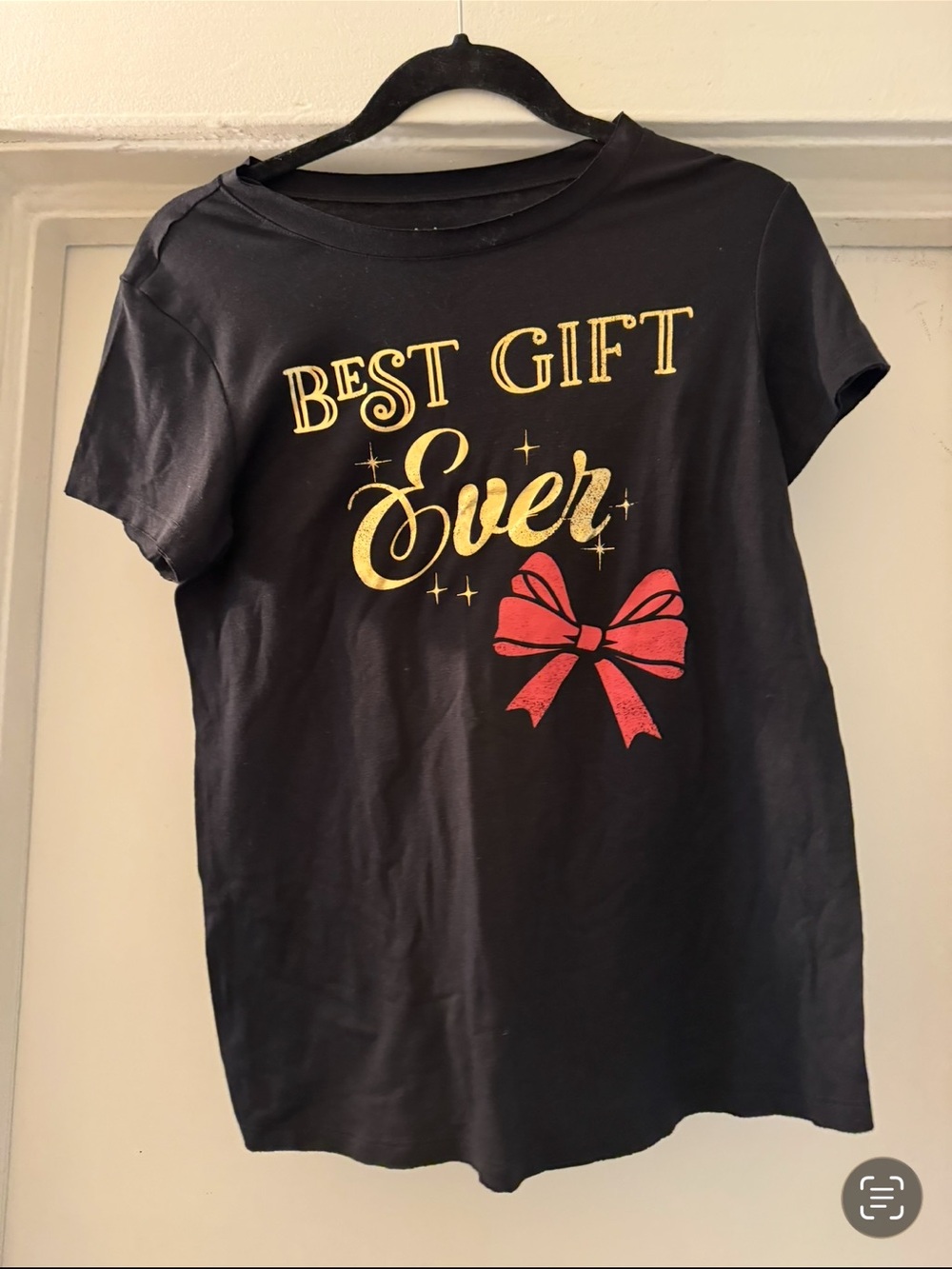 Ingrid & Isabel Black Maternity Top - Isabel Maternity “Best Gift Ever” size XS